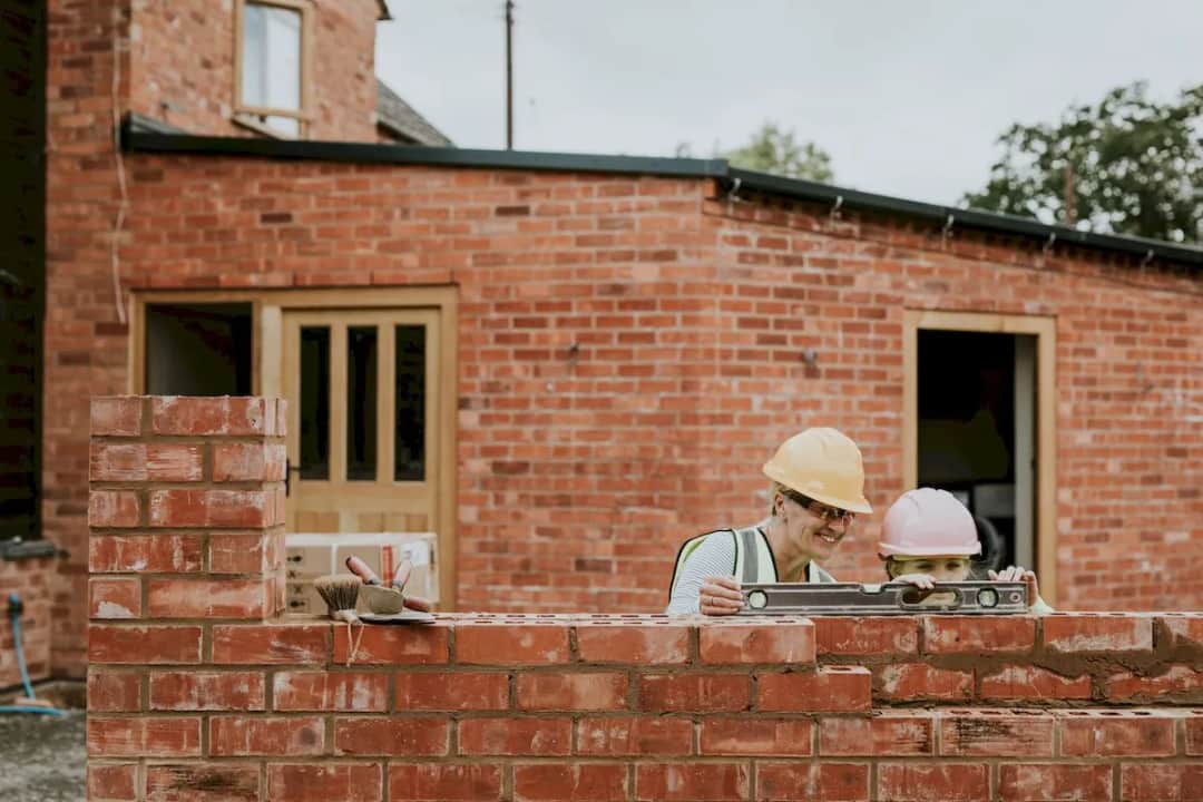 Ile zaoszczędzisz na budowie domu systemem gospodarczym? Nawet 30%!