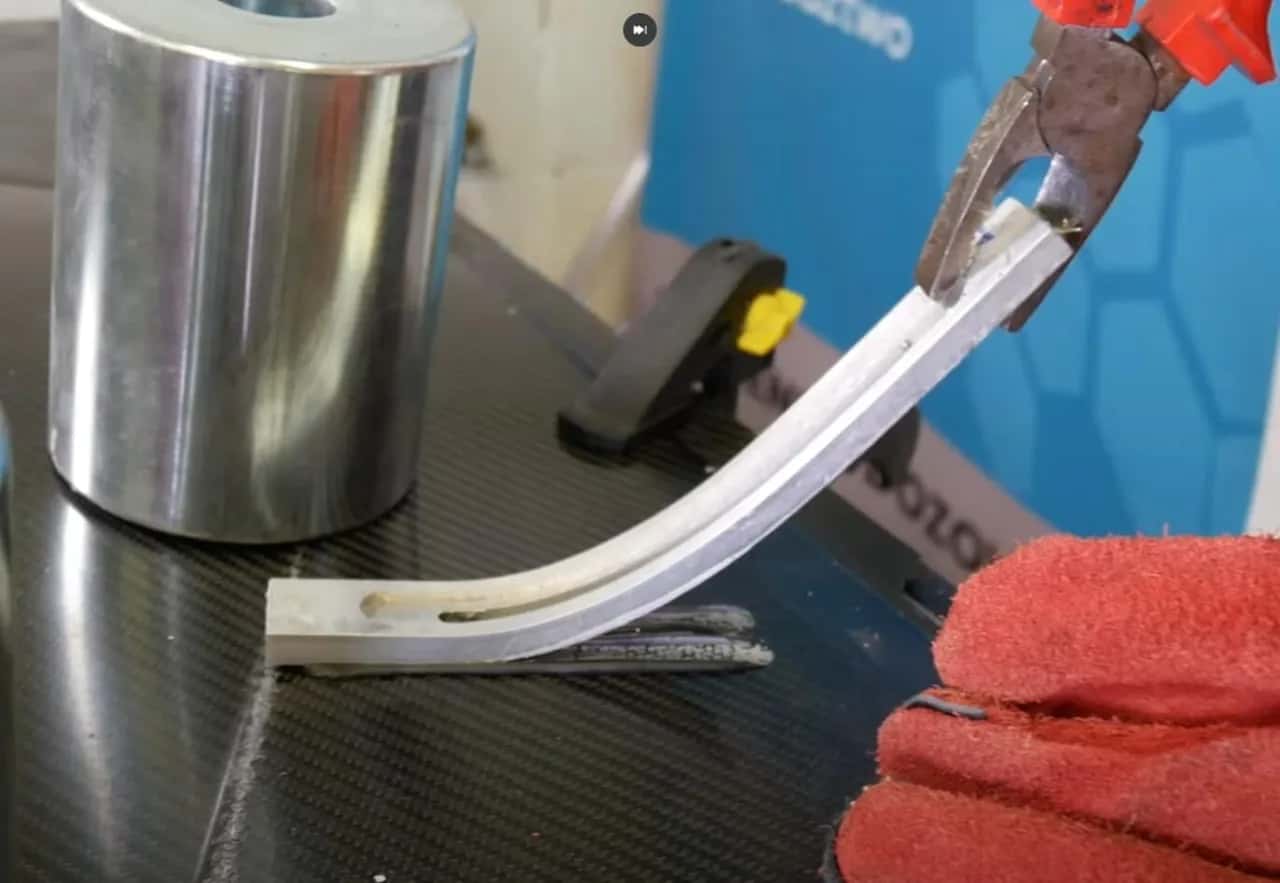 Łączenie miedzi z aluminium: bezpiecznie czy groźnie? Poradnik eksperta