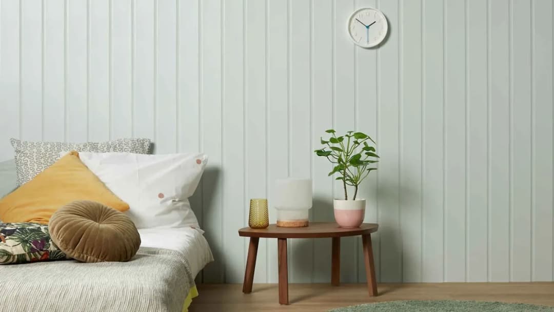 Jak zmienić starą boazerię na nowoczesną: prosty poradnik domowej renowacji