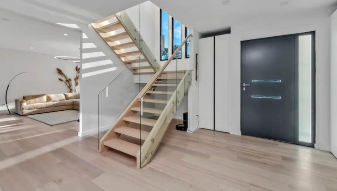 Jak wybrać drzwi zewnętrzne? Na co zwrócić uwagę przy zakupie?