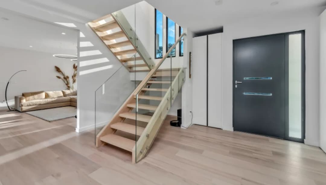 Jak wybrać drzwi zewnętrzne? Na co zwrócić uwagę przy zakupie?