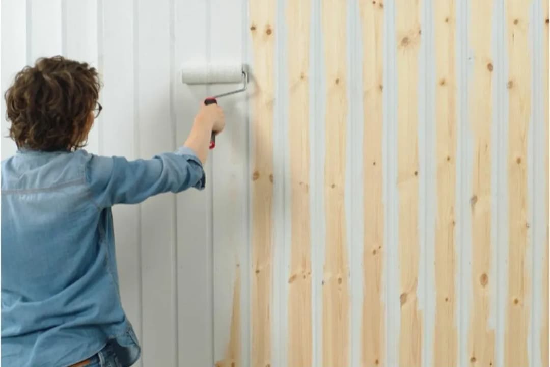 Pomalowanie boazerii bez szlifowania - praktyczny poradnik od A do Z