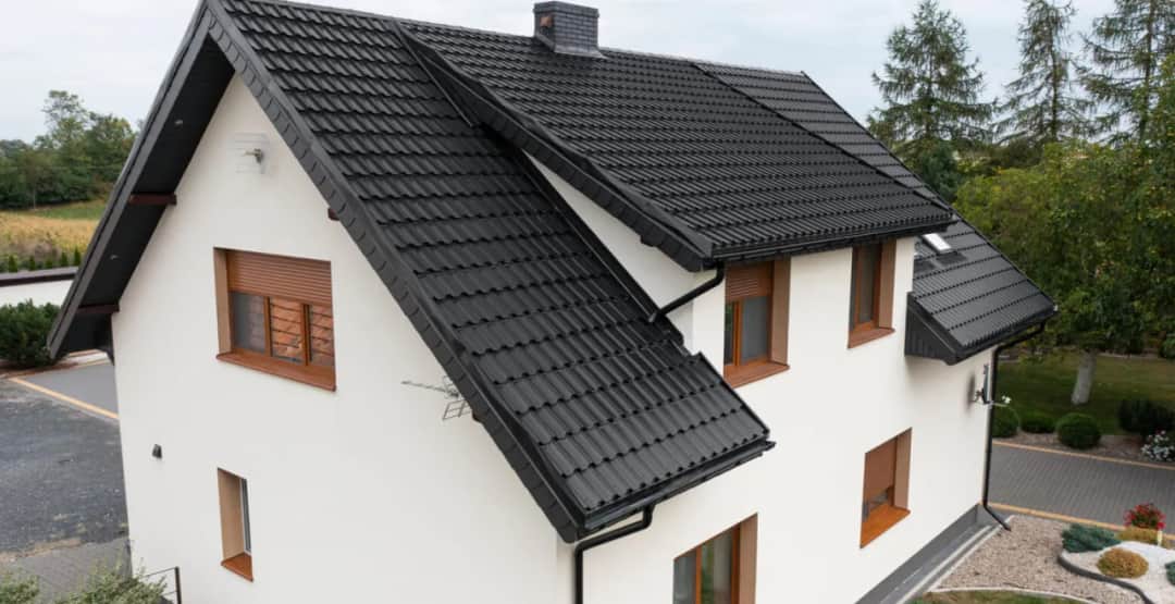 Drenaż opaskowy: Kiedy konieczny, ile kosztuje i jak uniknąć błędów