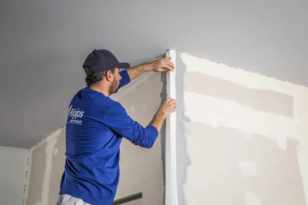 Czy na płyty gipsowe kładzie się gładź? Oto, co musisz wiedzieć
