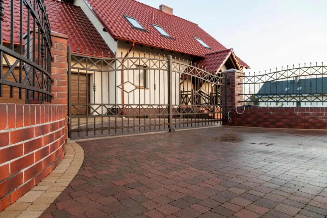 Jaką rurę pod wjazd na posesję wybrać, aby uniknąć problemów?