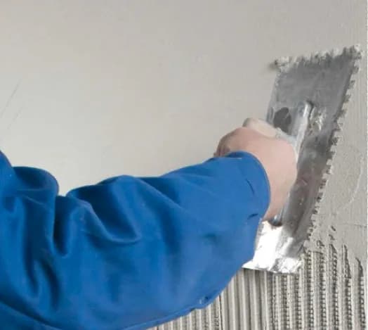 Jakie tynki zewnętrzne wybrać? Opinie z forum, które pomogą Ci!