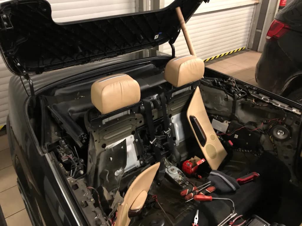 Najczęstsze problemy z naprawą dachów cabrio i jak ich uniknąć