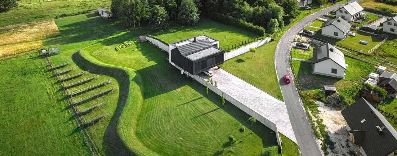 Ile trwa przekształcenie działki rolnej na budowlaną - poradnik krok po kroku