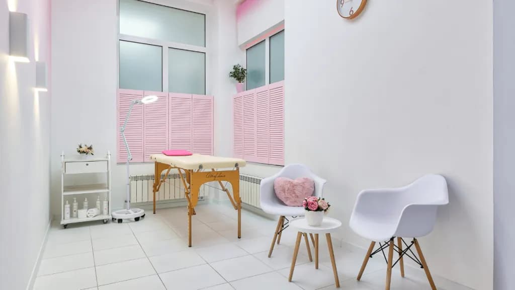 Jak urządzić mały salon kosmetyczny: 8 kluczowych porad